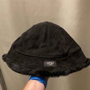 Ugg sheepskin bucket hat O/S